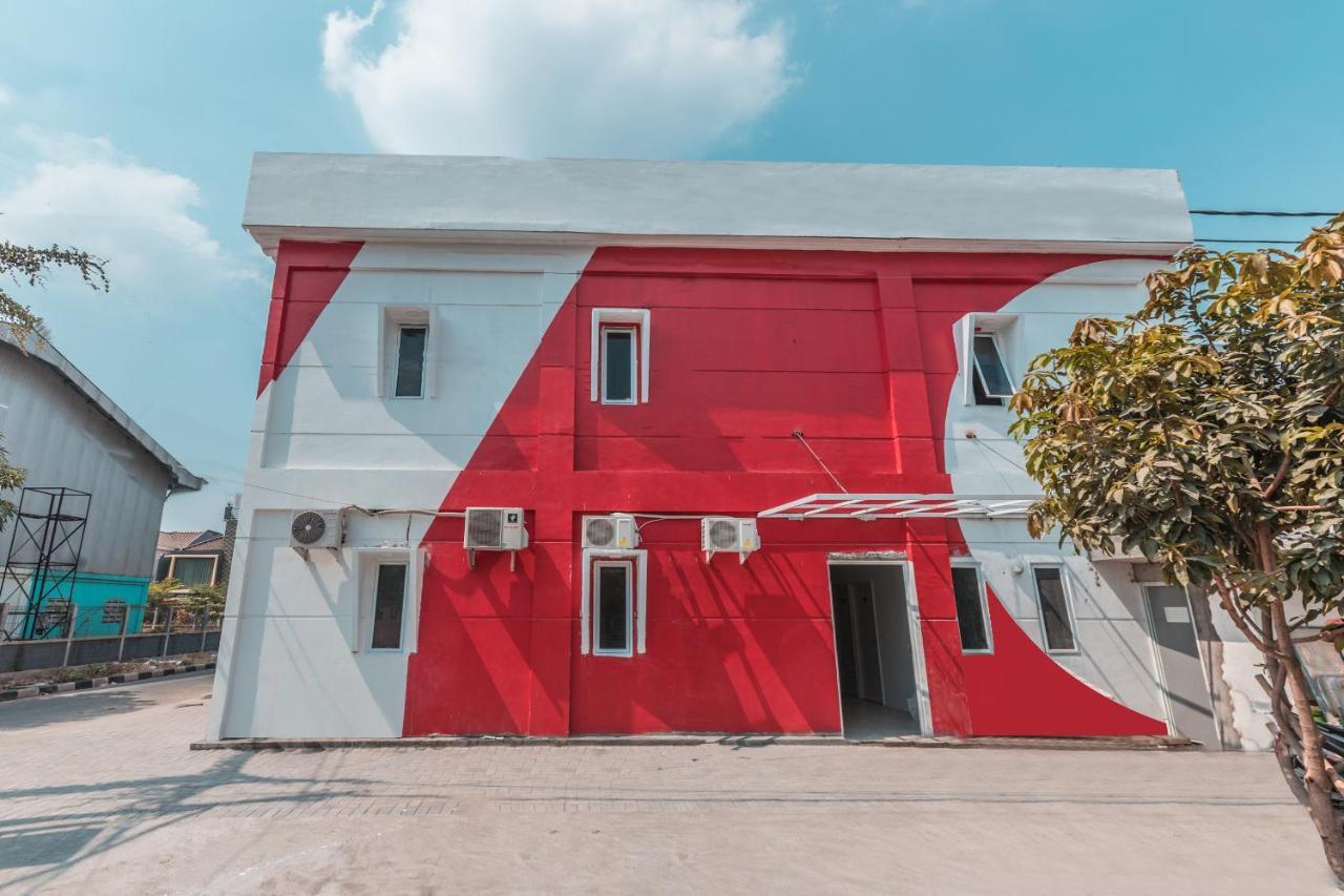 Oyo 907 Wisma Cakung Jakarta Kültér fotó